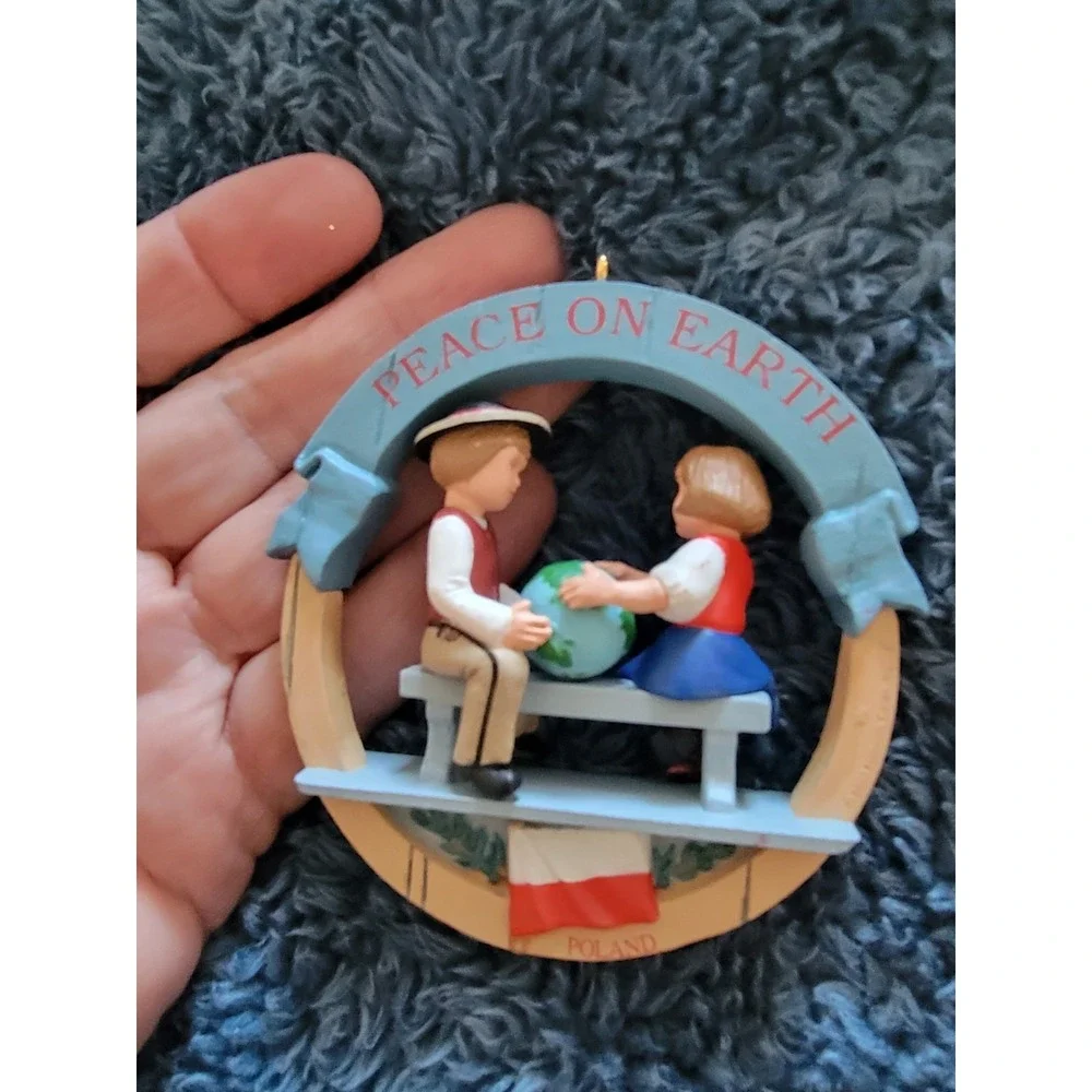 1991 - 1993 Hallmark Keepsake Peace on Earth Italy, Poland, Spain Ornament Set 3